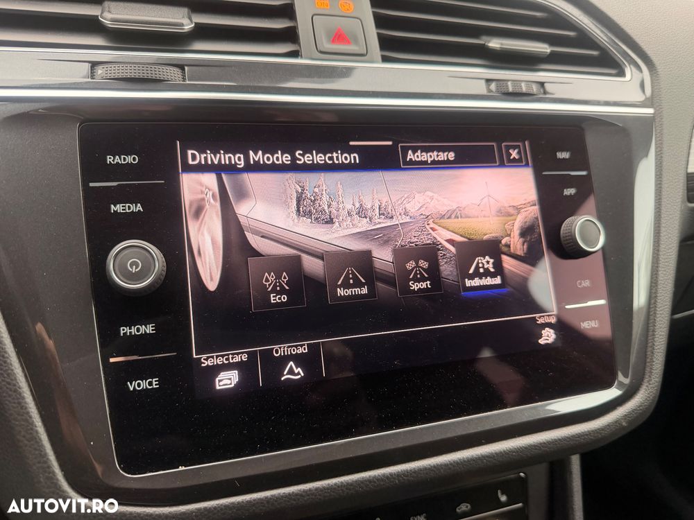 Volkswagen Tiguan - 32