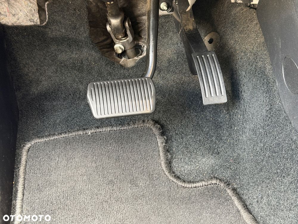 Ford Focus 1.0 EcoBoost Titanium - 34