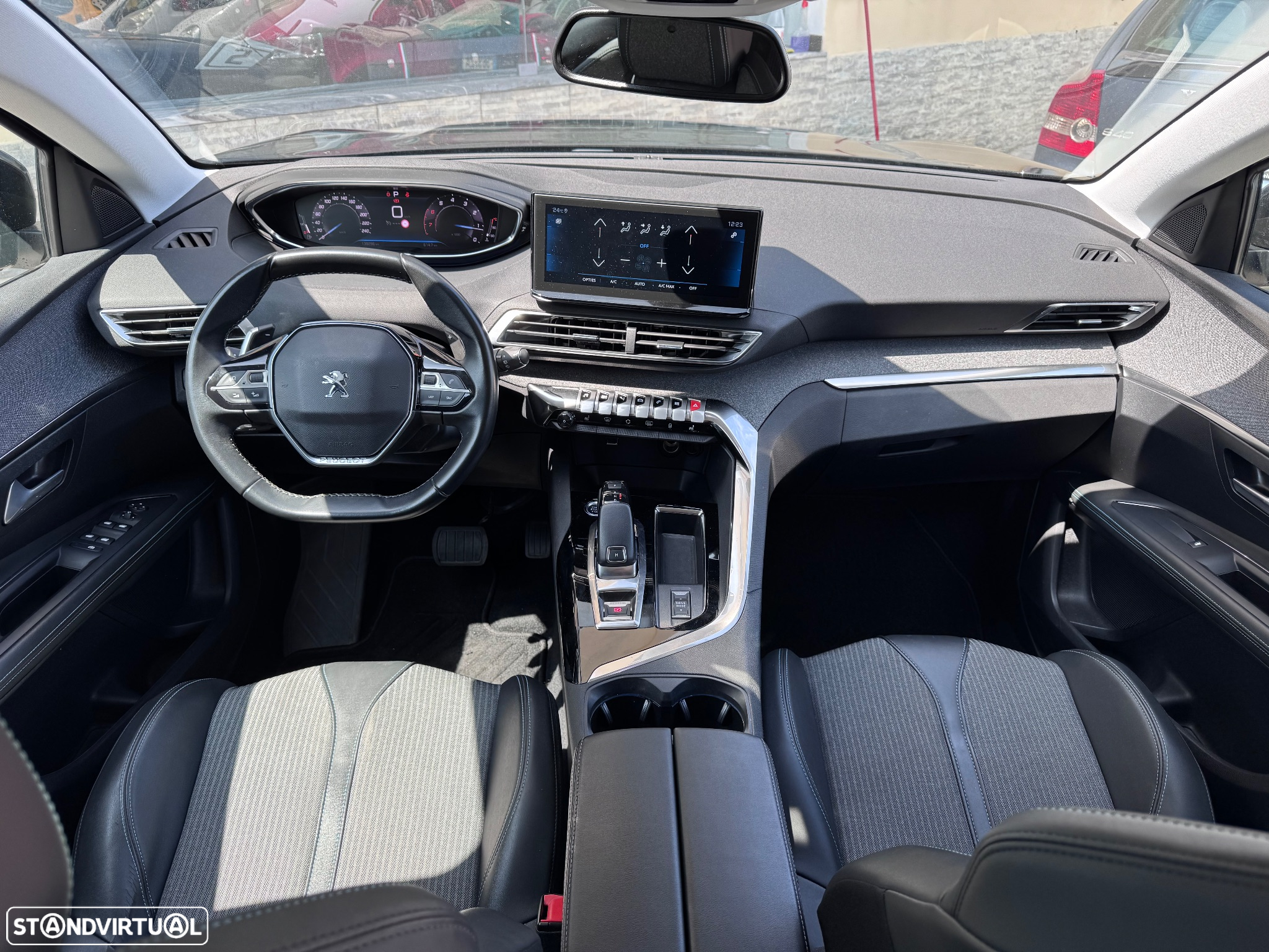 Peugeot 3008 PureTech 130 Stop & Start GPF EAT8 Allure Pack - 11