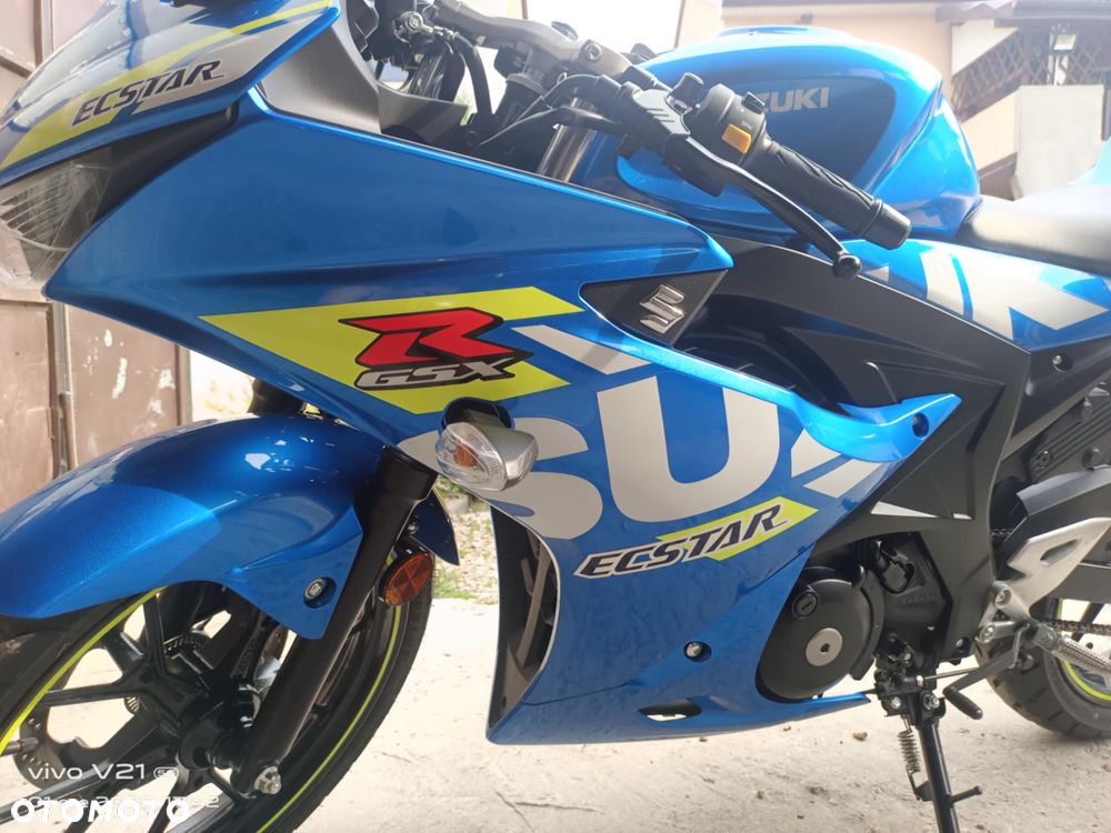 Suzuki GSX-R - 2