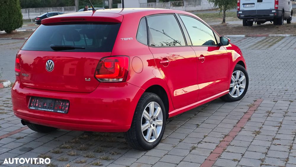 Volkswagen Polo 1.4 Attractive - 4