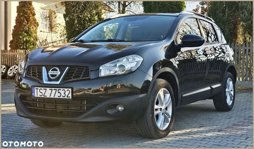 Nissan Qashqai 1.6 dCi 4 x 4 DPF tekna - 2