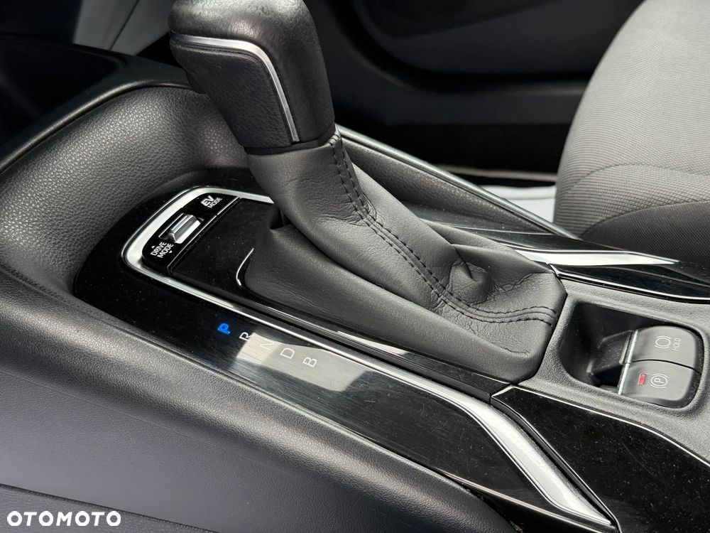 Toyota Corolla 1.8 Hybrid Comfort - 13