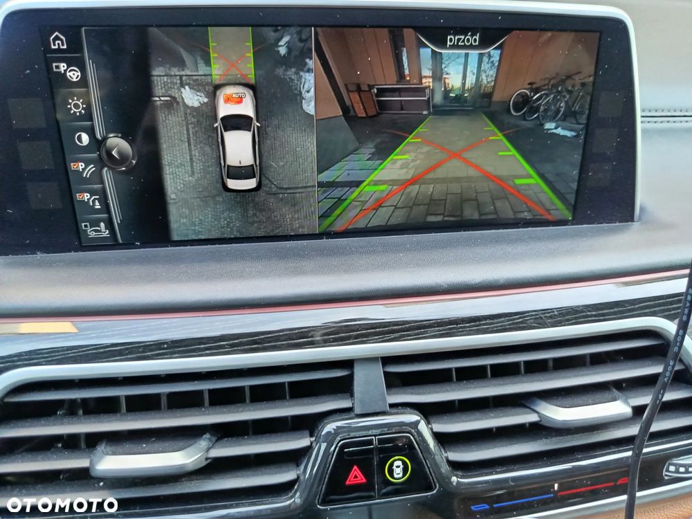 BMW Seria 7 730d xDrive - 27