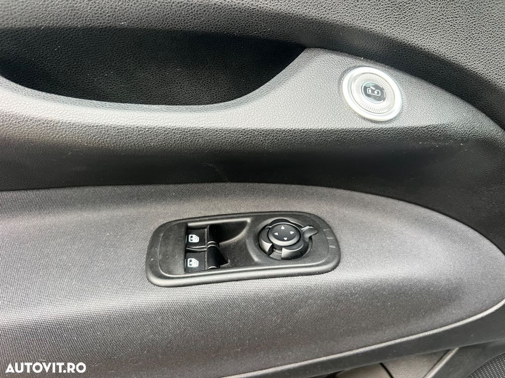 Fiat 500E 42kWh ICON - 17
