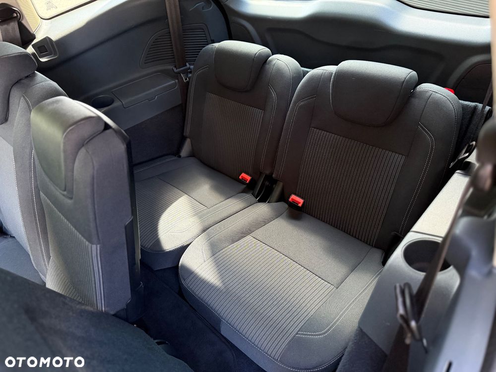Ford Grand C-MAX 2.0 TDCi Titanium - 12