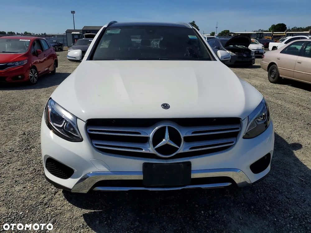 Mercedes-Benz GLC 300 4Matic 9G-TRONIC - 5