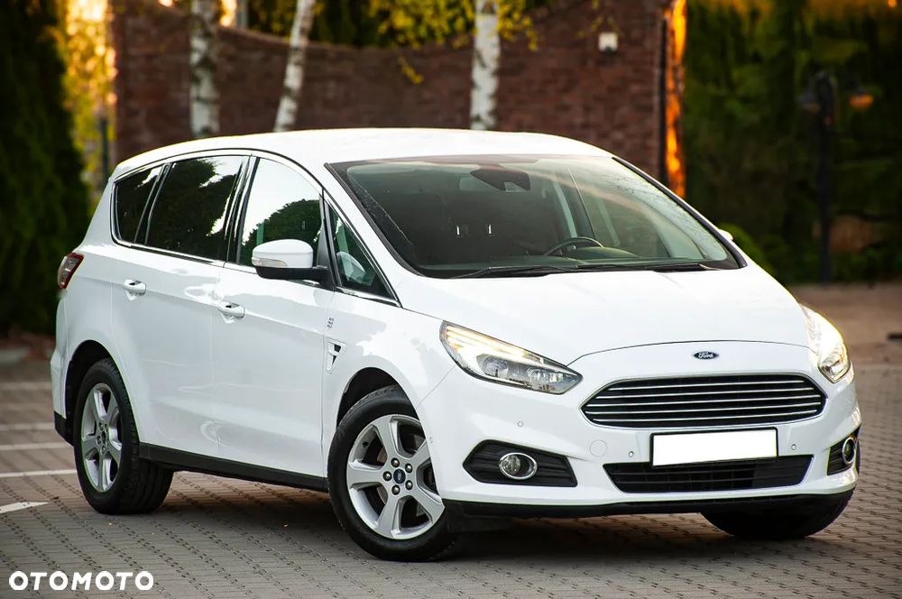 Ford S-Max 2.0 TDCi Titanium PowerShift - 7