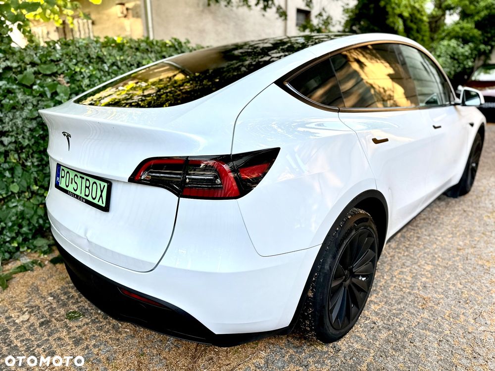 Tesla Y RWD - 8