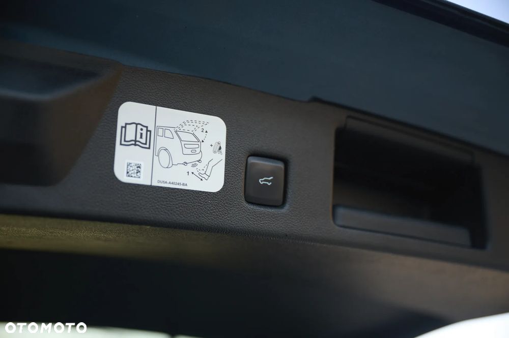 Ford Kuga 2.0 EcoBlue Hybrid ST-LINE X - 19