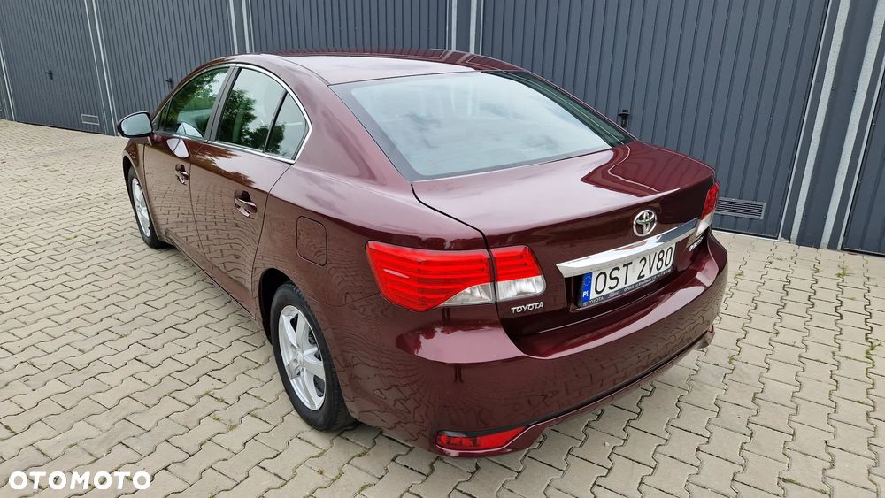 Toyota Avensis 2.0 D-4D Premium - 4