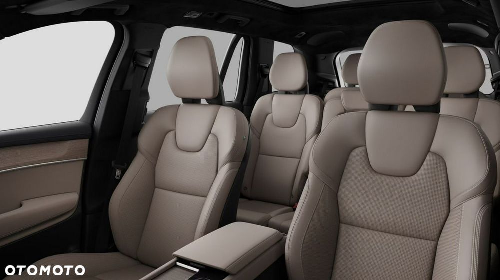 Volvo XC 90 T8 AWD Plug-In Hybrid Ultra Dark 7os - 6