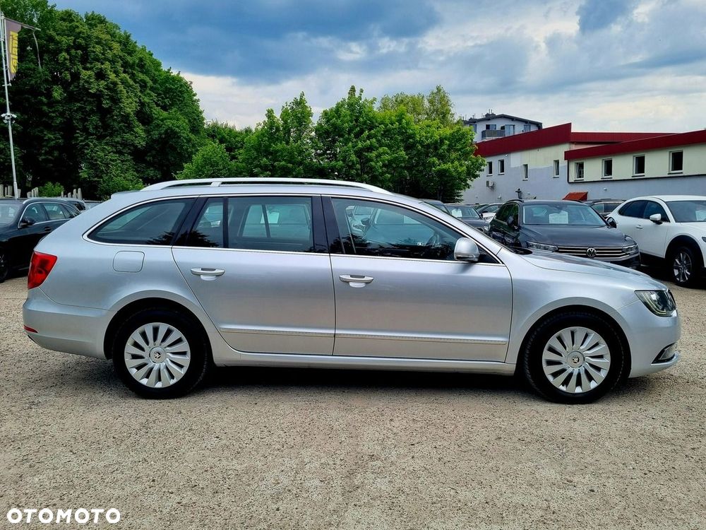 Skoda Superb 2.0 TDI Comfort - 4
