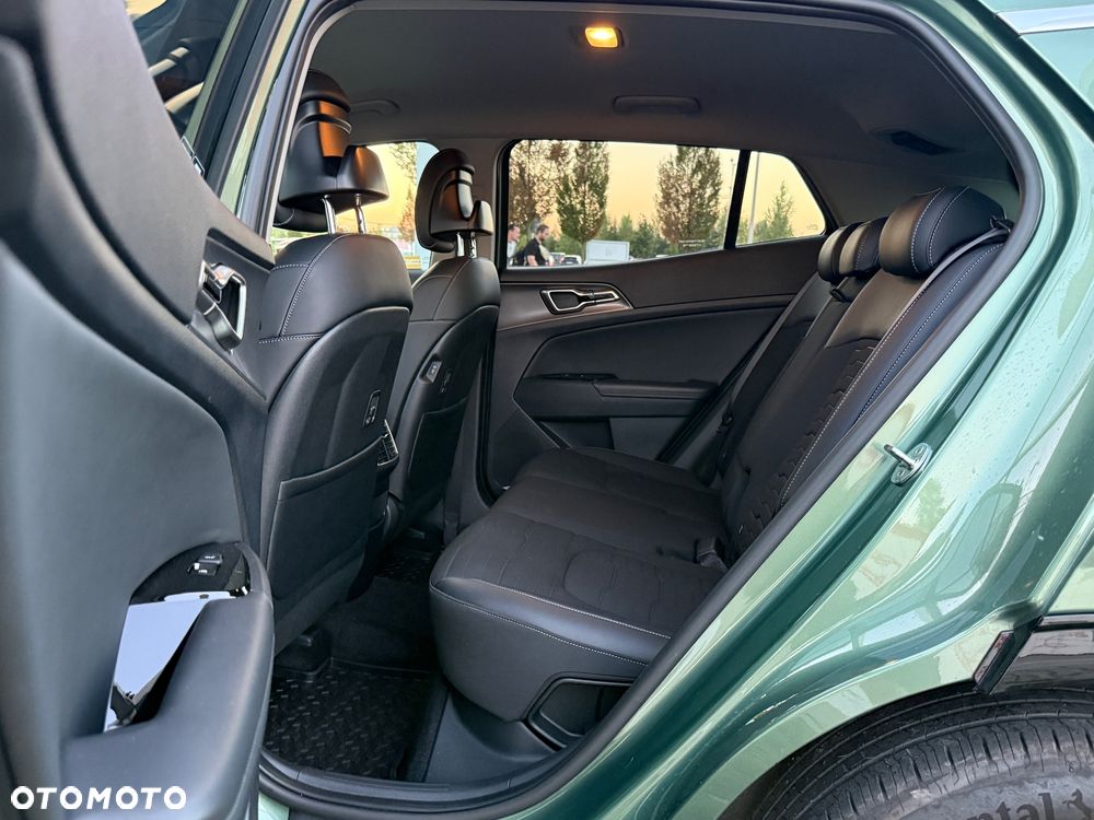 Kia Sportage 1.6 T-GDI MHEV Business Line 4WD DCT - 15