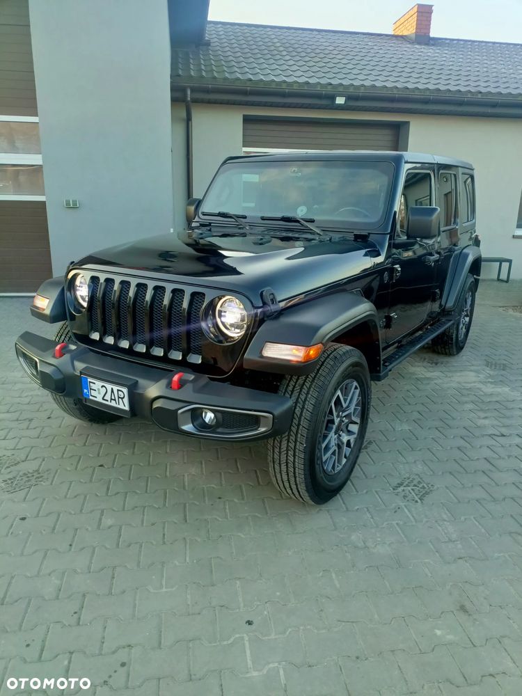 Jeep Wrangler - 1