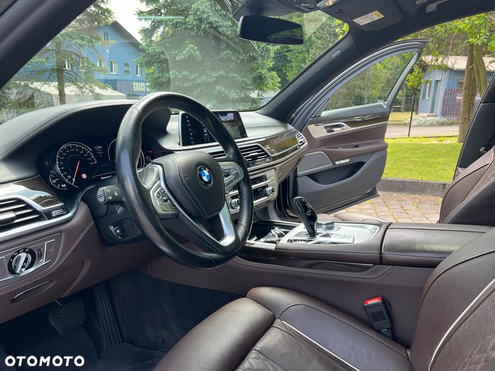 BMW Seria 7 740Ld xDrive - 11