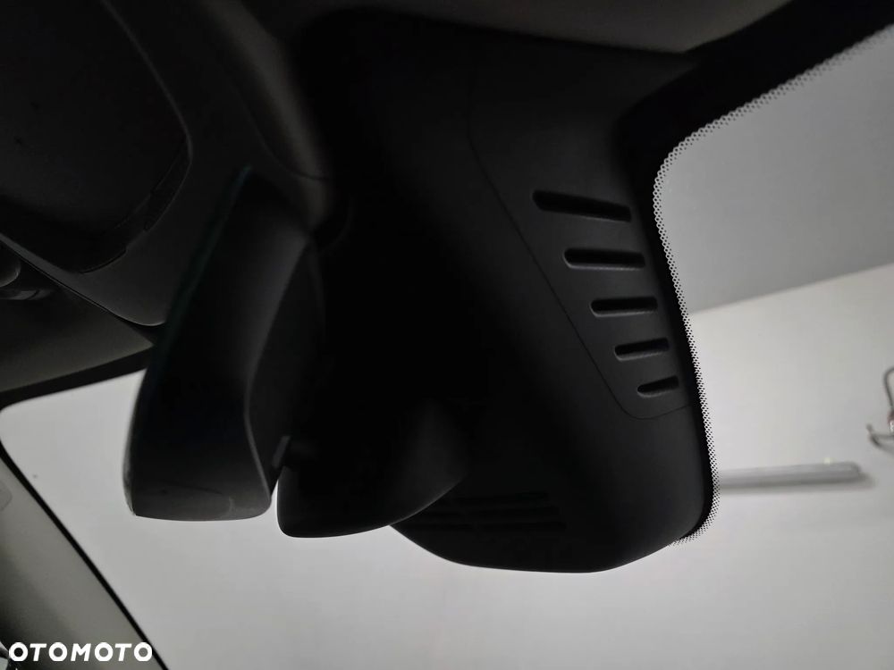 Volvo XC 60 B4 D AWD Ultimate Bright - 28