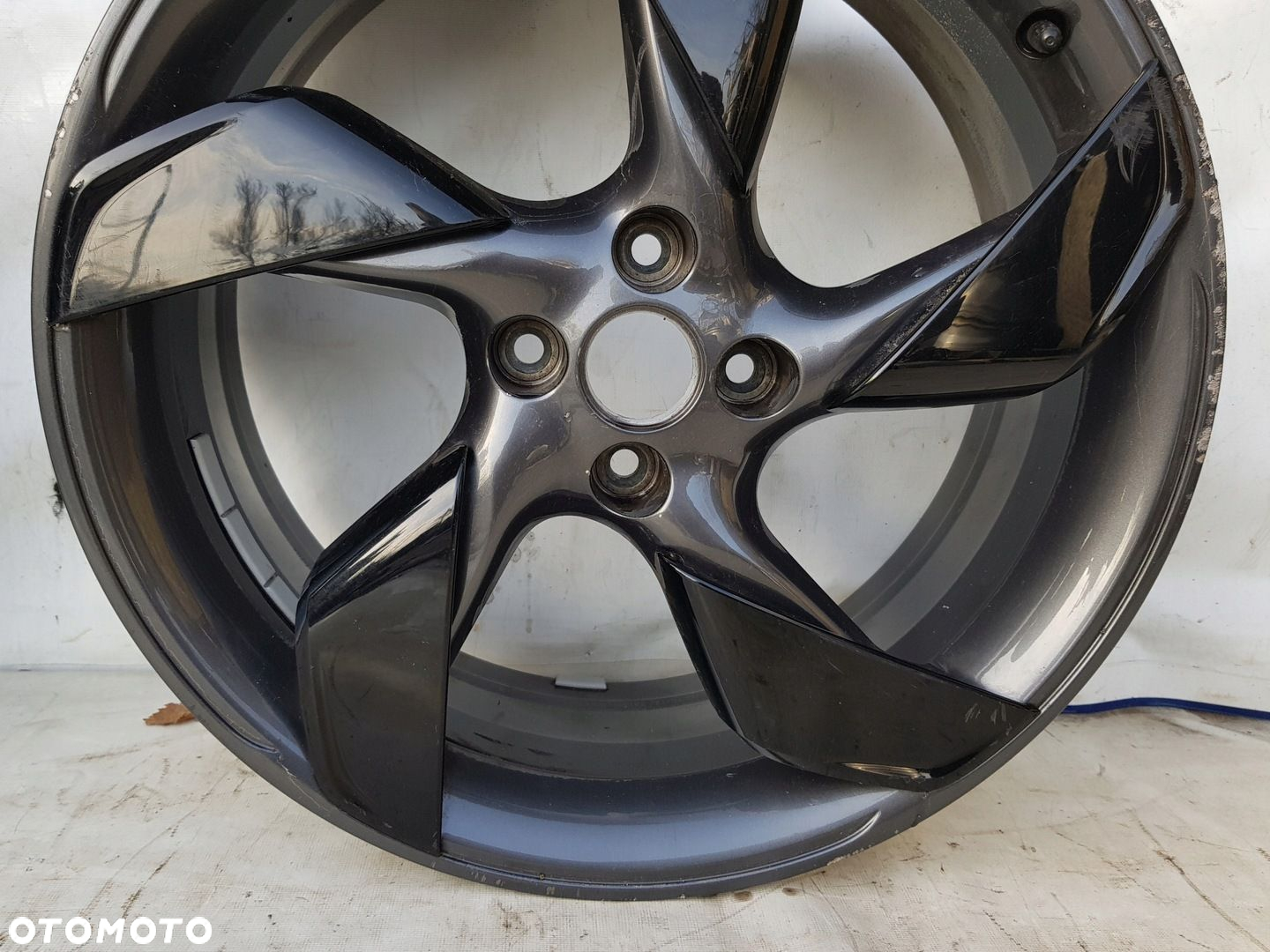 Felga Opel 4x100 18 ET47 - 2