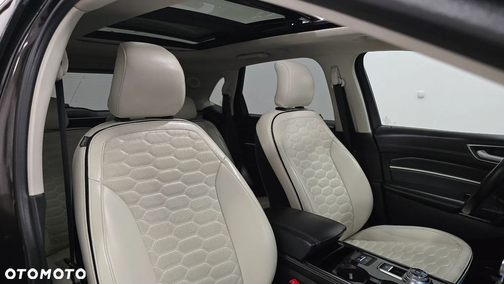 Ford Edge 2.0 EcoBlue Bi-Turbo 4x4 Vignale - 24