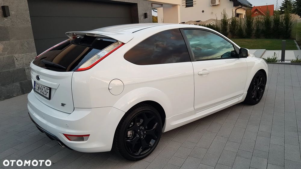Ford Focus - 12