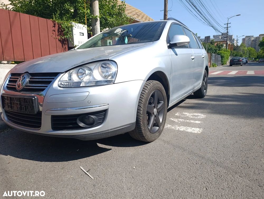 Volkswagen Golf 1.9 TDI DPF DSG Individual - 11