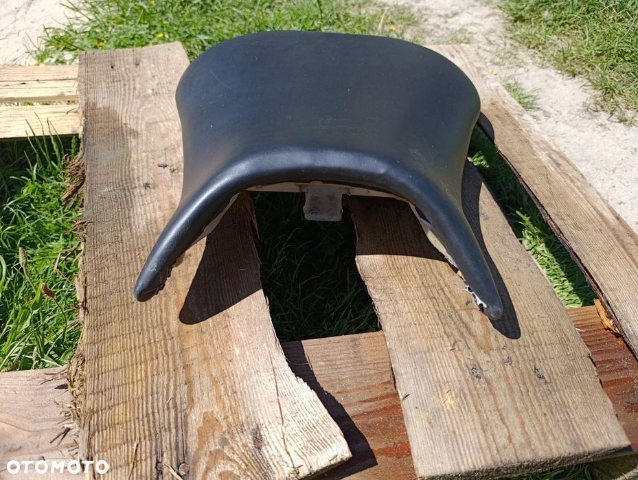 Siedzenie fotel kanapa siedzisko Yamaha R1 1000 Rn04 ścigacz C4 - 2