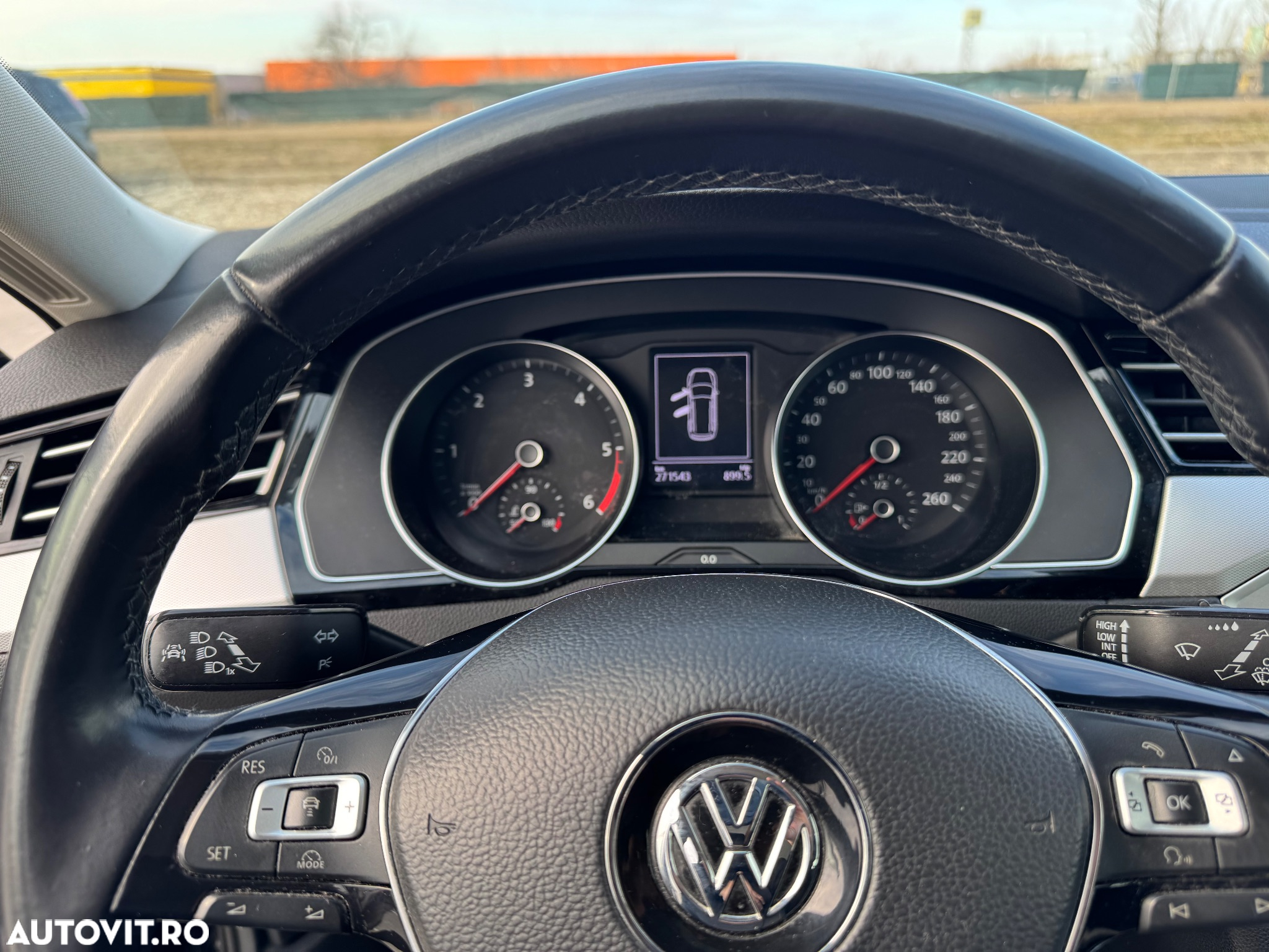 Volkswagen Passat Variant 2.0 TDI Comfortline - 8