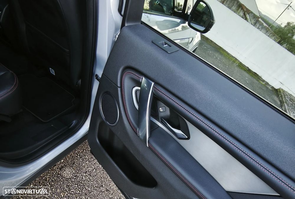 Land Rover Discovery Sport - 33