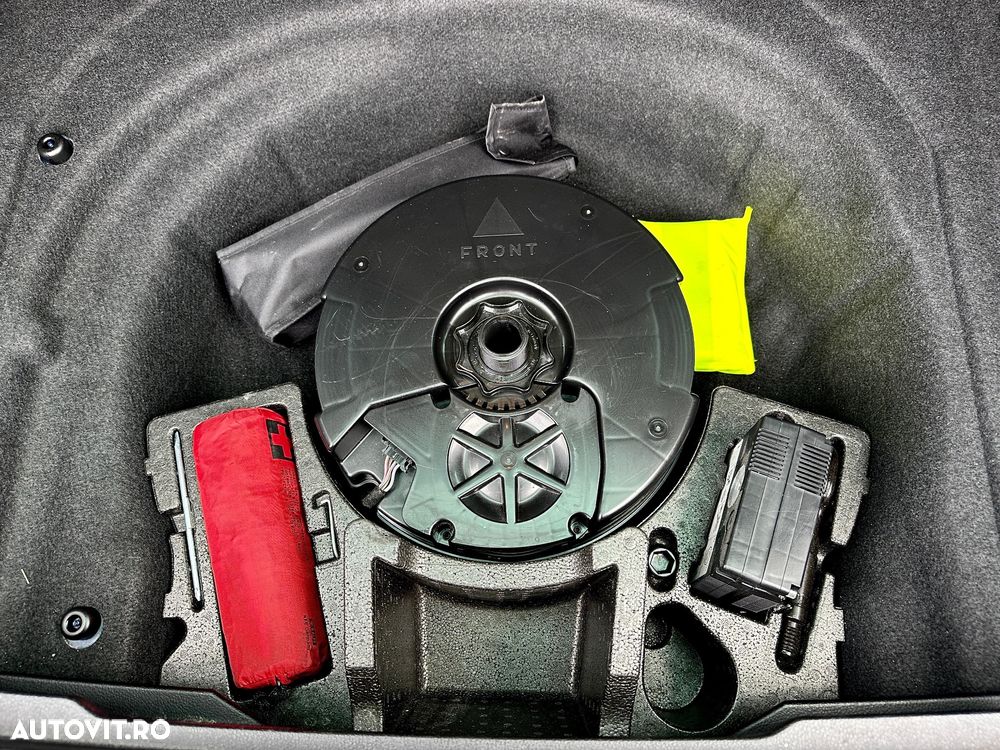 Volkswagen Passat 2.0 TDI DSG Highline - 29