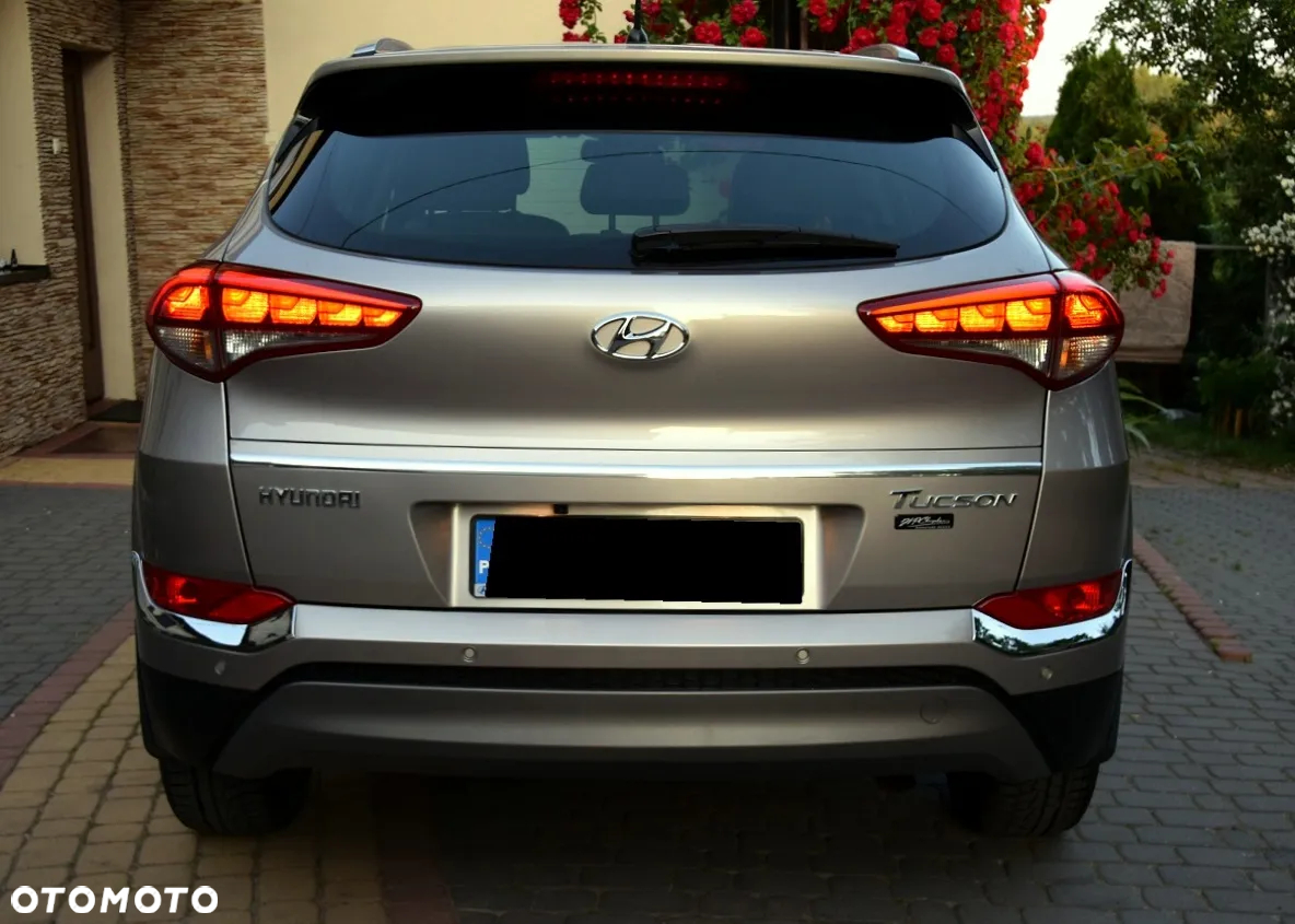 Hyundai Tucson 1.6 GDI BlueDrive Style 2WD - 23