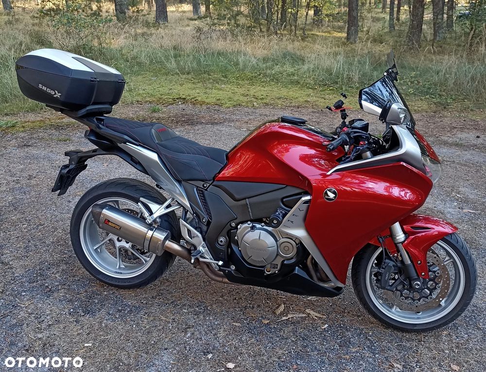 Honda VFR - 6