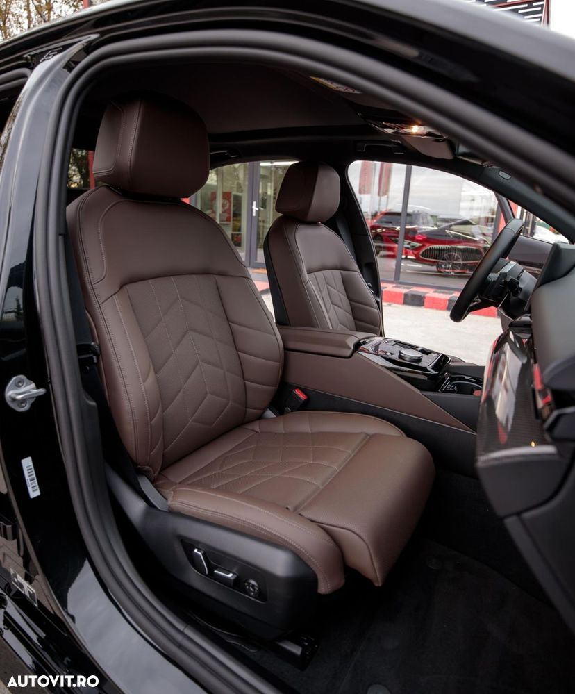 BMW Seria 5 520i AT MHEV - 12