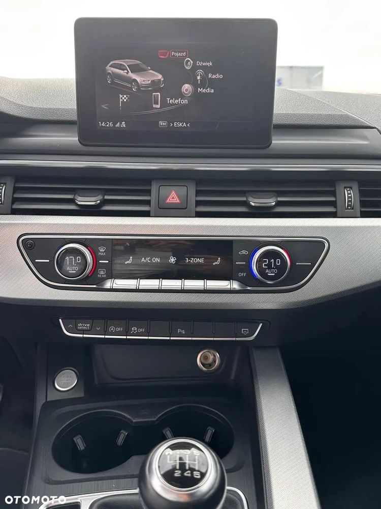 Audi A4 Avant 2.0 TDI - 15