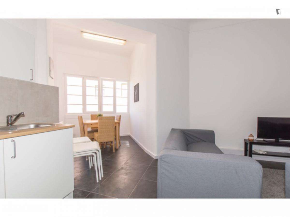 Quarto - localizado em Alameda Lisbon - Grande imagem: 4/14