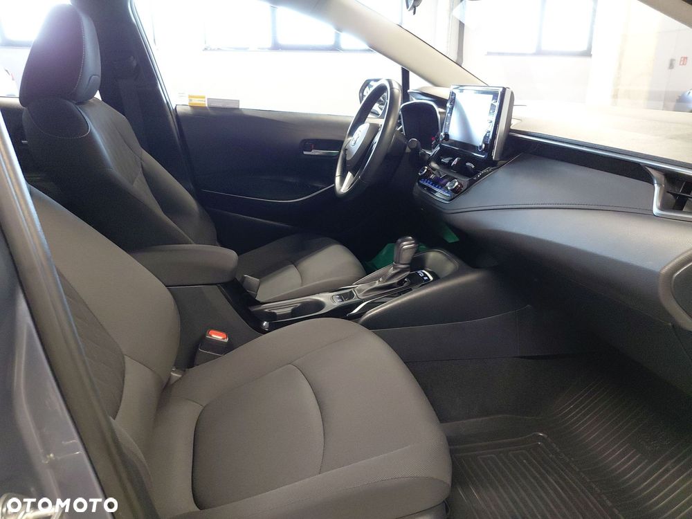 Toyota Corolla 1.8 Hybrid Comfort - 9