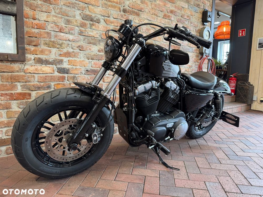 Harley-Davidson Sportster Forty-Eight - 4