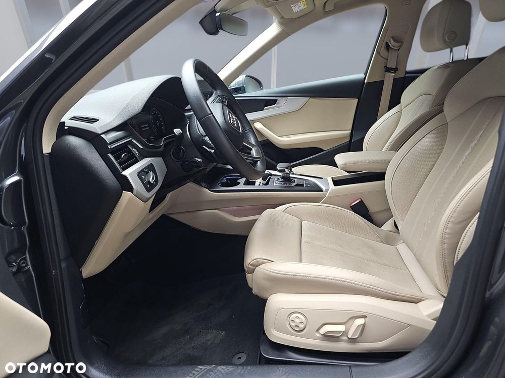 Audi A4 Limousine - 9