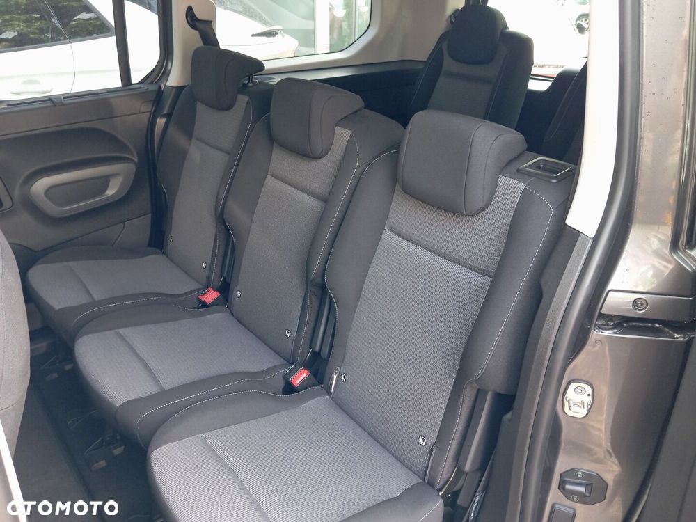 Toyota Proace City Verso 1.5 D-4D Family - 11