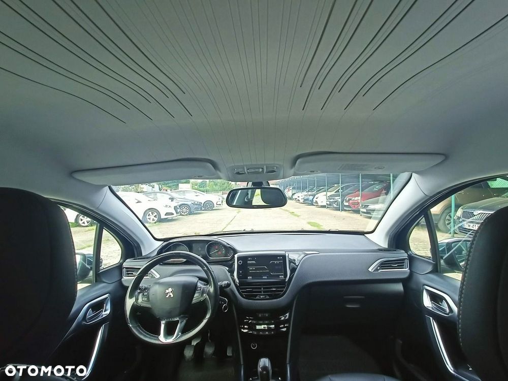 Peugeot 2008 1.6 e-HDi Allure S&S - 23