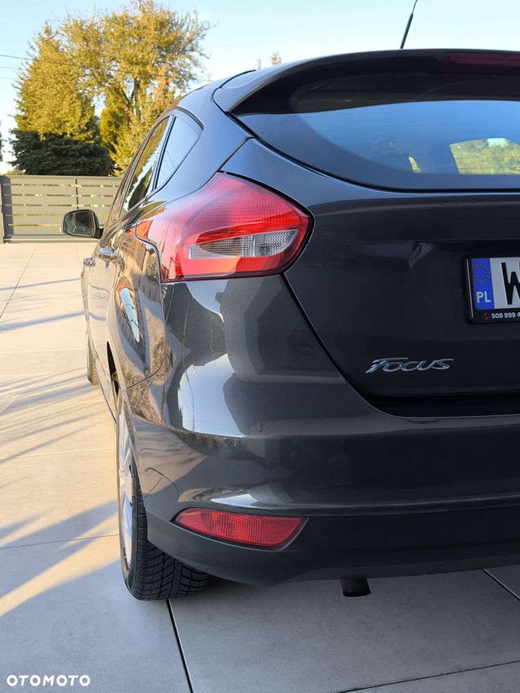 Ford Focus 1.0 EcoBoost Trend - 23