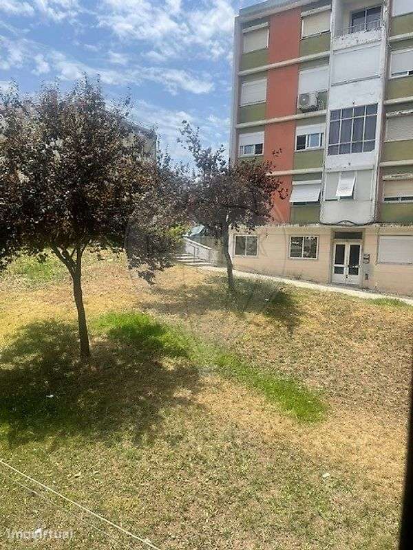 Apartamento T3 para arrendamento - Grande imagem: 2/22
