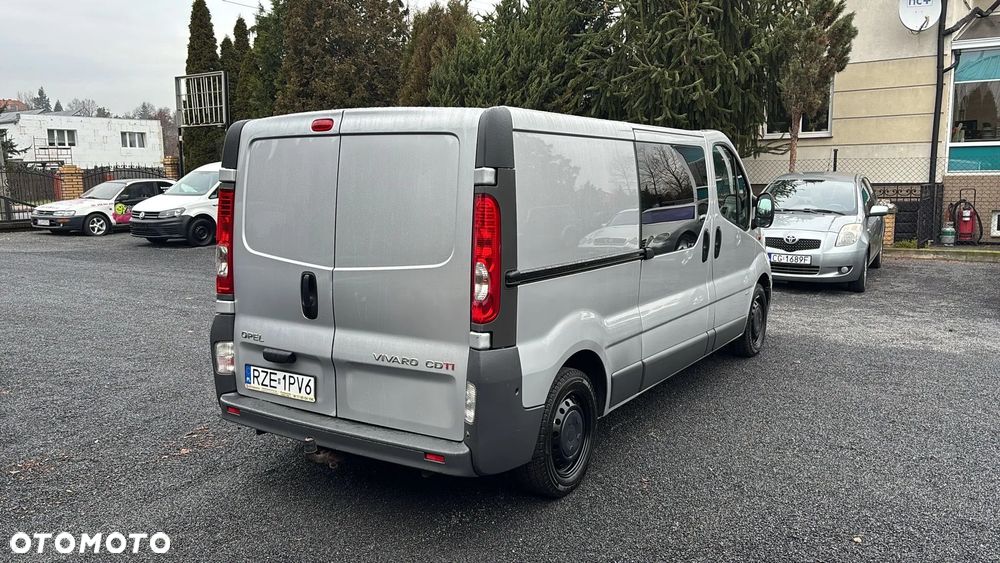 Opel Vivaro L2H1 2.9t - 40