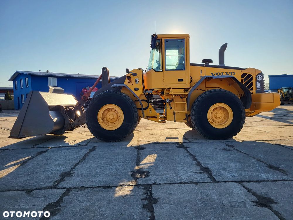 Volvo L 120 E spr z Niemiec - 2