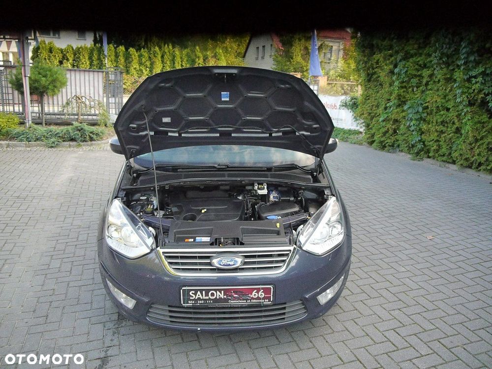 Ford Galaxy 2.0 TDCi Ambiente - 14