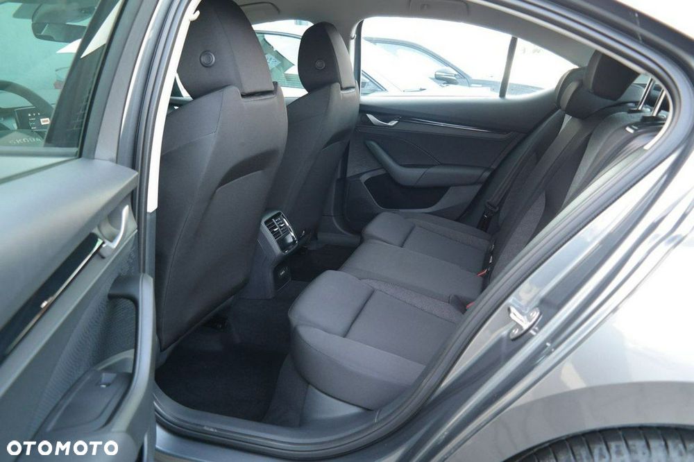 Skoda Octavia - 22