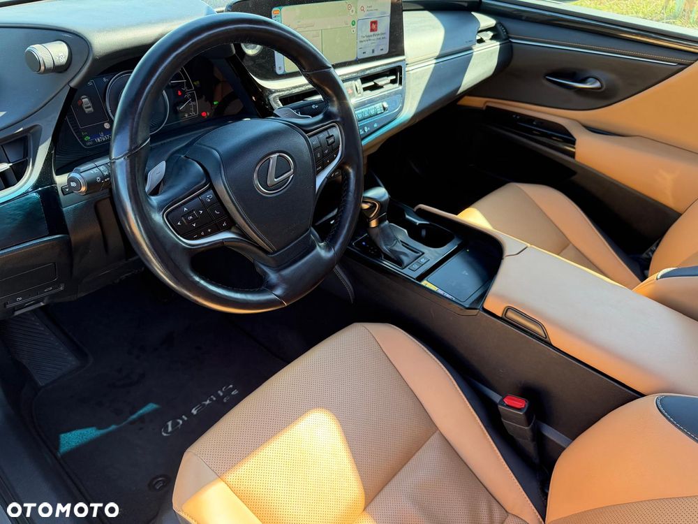 Lexus ES 300h Business Edition - 6
