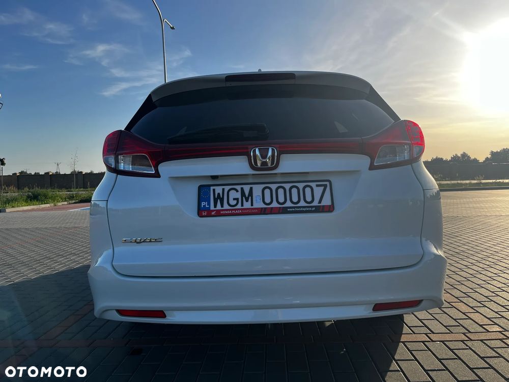 Honda Civic 1.8 Style Edition (Honda Connect+) - 17