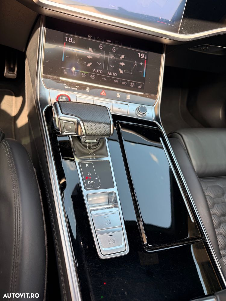 Audi RS6 4.0 TFSI quattro Tiptronic - 16