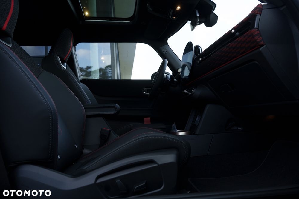MINI John Cooper Works - 8