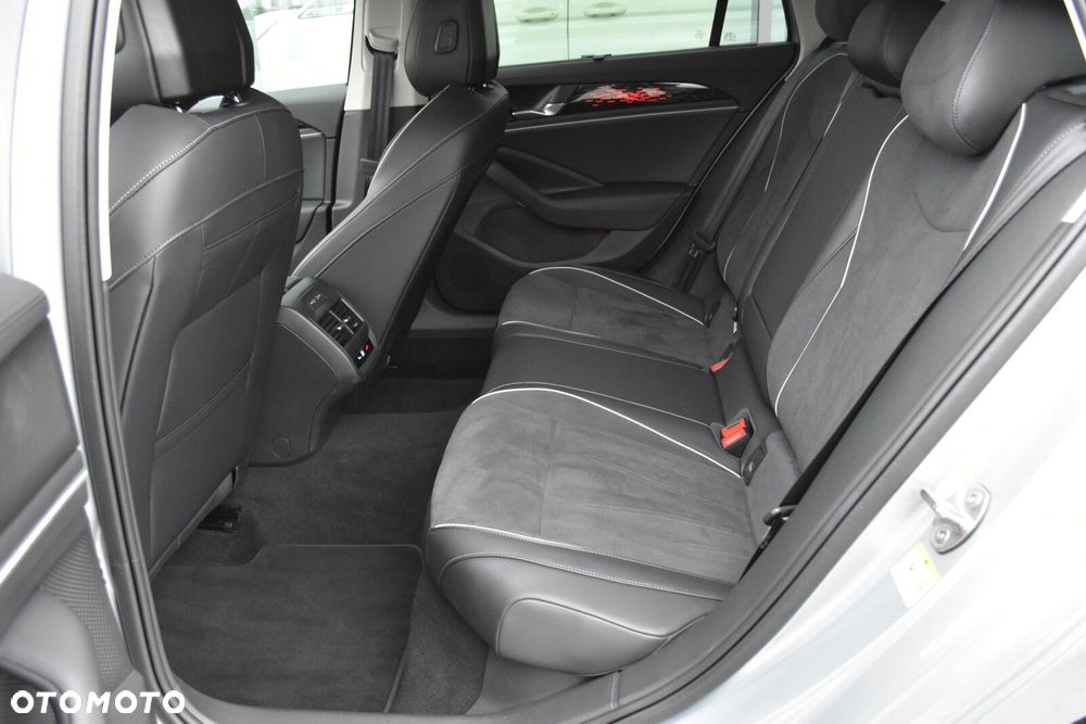 Volkswagen Passat Variant - 31